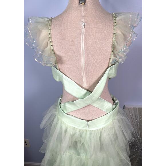 Mac Duggal Ruffle Tiered Tulle Cutout Mint Green Maxi Gown Size 12 - Picture 10 of 12